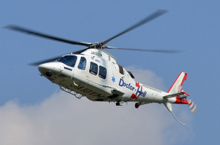 ドクターヘリ飛行中