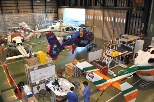 整備業務作業風景